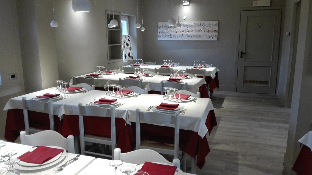 hotel&Ristorante L'angoletto in Selci Selci  Esterno foto